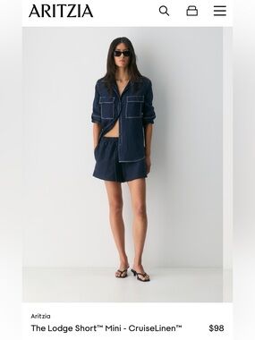 Aritzia Navy Linen blend Lodge Shorts size XS